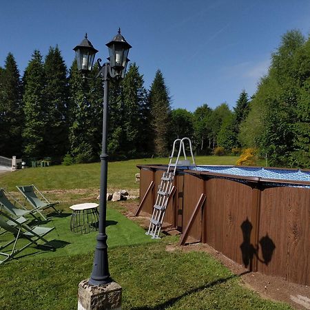 Gite Residence De La Fontaine A Compreignac ภายนอก รูปภาพ