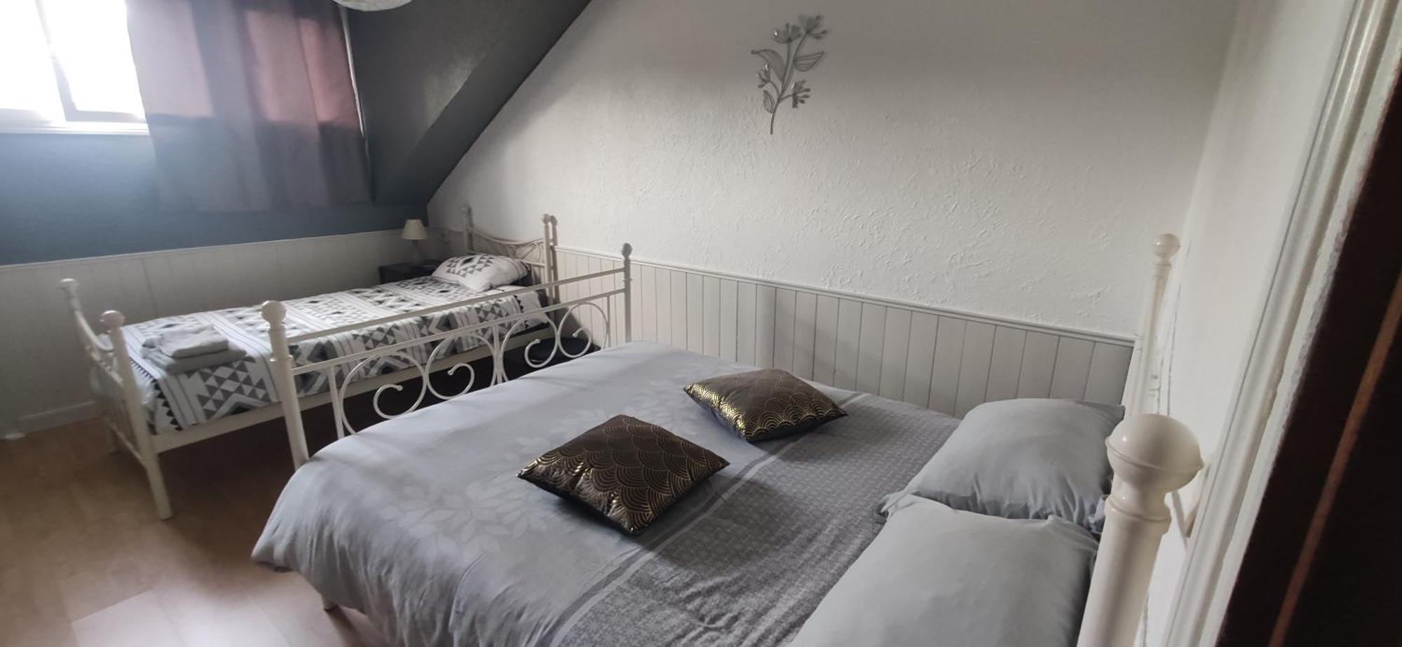 Gite Residence De La Fontaine A Compreignac ภายนอก รูปภาพ